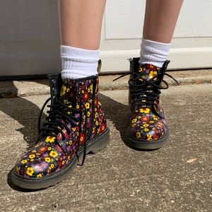 Doc martens flower boots